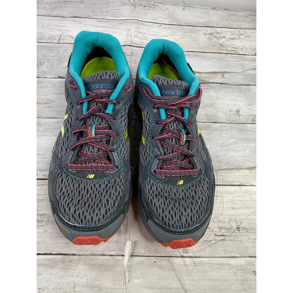 New Balance 910v2 Gore-Tex Trail Running Shoes Womens 9 Grey Teal WT910GX2